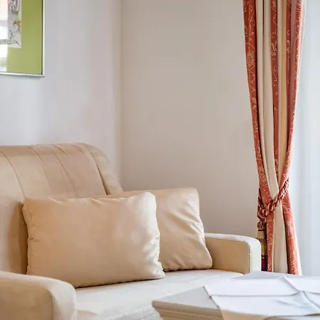 Castelbell アパート ゼルデン