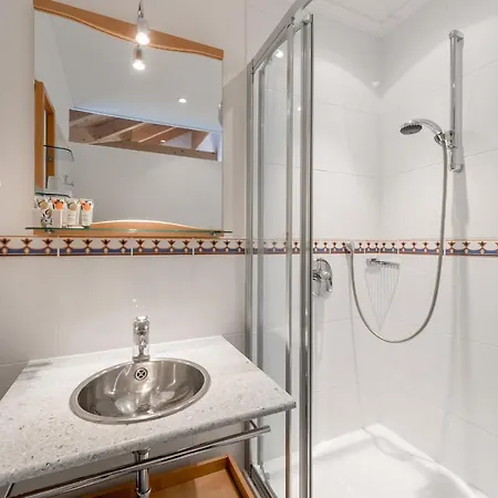 Castelbell アパート