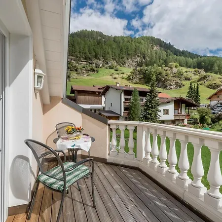 Castelbell Apartament *